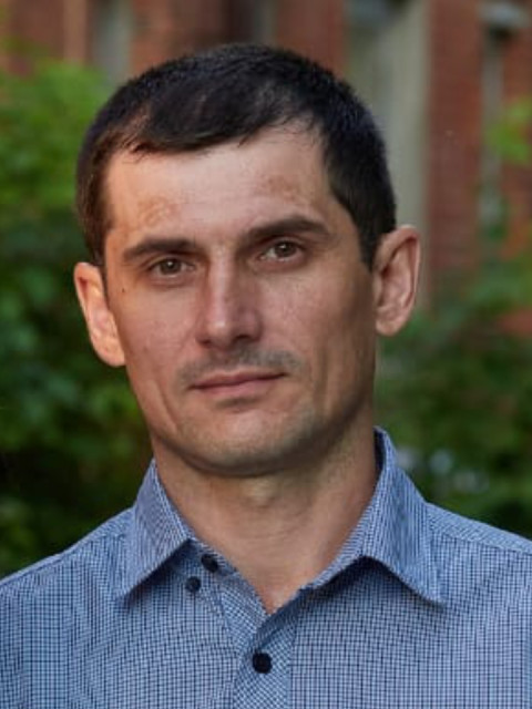 Артем, Россия, Мантурово, 41 год, 1 ребенок. Познакомлюсь с женщиной для любви и серьезных отношений, брака и создания семьи.Меня зовут Артем, работаю в лесозаготовительной кампании. Разведен, есть дочь (уже взрослая, живёт с