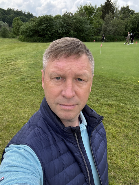 Дима, Россия, Москва, 50 лет. Познакомлюсь с женщиной для любви и серьезных отношений, брака и создания семьи, воспитания детей, рДля длительных отношений. Так, что бы ничего уже не менять.