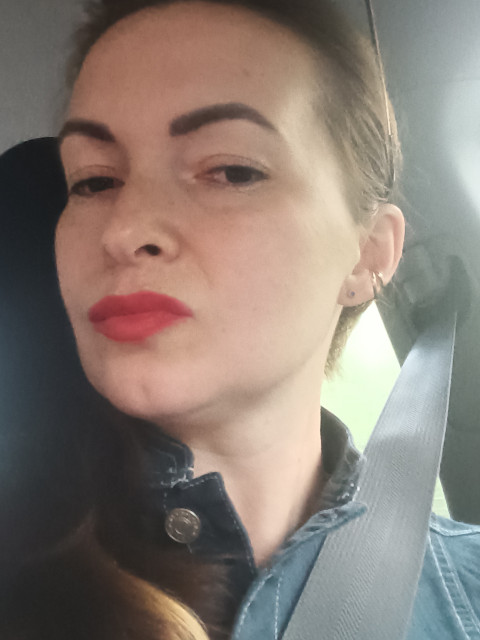 Юлия, Санкт-Петербург, 40 лет, 1 фото. Познакомлюсь с мужчиной весёлым, с юмором, без серьёзных финансовых проблем, интересным, не глупым)))...  Анкета 839796. 