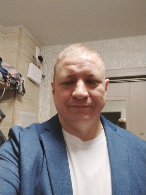 Роман, Россия, Ульяновск, 48 лет. Познакомлюсь с женщиной для дружбы и общения. Анкета 840216. 