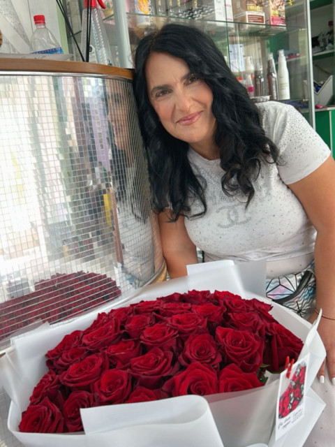 Аревик, Россия, Алчевск, 43 года, 6 детей. Познакомлюсь с мужчиной для любви и серьезных отношений, брака и создания семьи. Анкета 840229. 