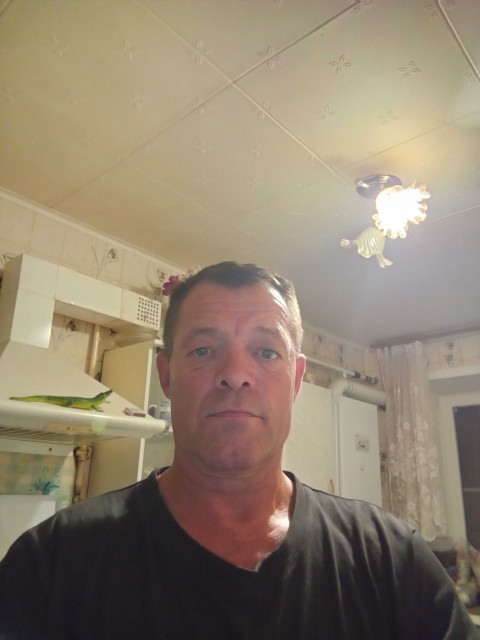 Сергей, Россия, Лебедянь, 50 лет, 2 ребенка. Познакомлюсь с женщиной для любви и серьезных отношений.Живу и работаю как все. В разводе.