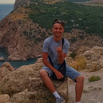 Илья Ходырев, Новороссийск, 34 года. Я добрый, отзывчивый, ласковый, нежный и заботливый.