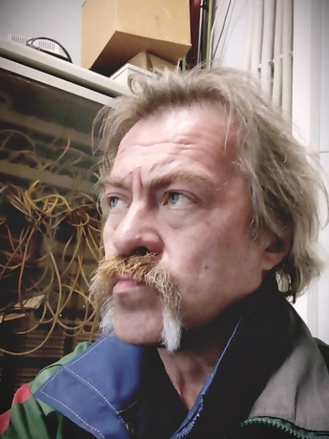 Михаил, Санкт-Петербург, м. Ломоносовская, 57 лет, 2 ребенка. Познакомлюсь с женщиной для любви и серьезных отношений, брака и создания семьи, дружбы и общения.С ч/ю, спокойный, немного извращенец)