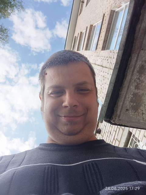 Максим Дубов, Россия, Ярославль, 30 лет. Я добрый молодой человек