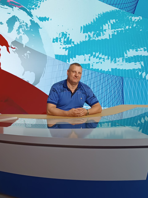 Сергей, Санкт-Петербург, м. Автово, 55 лет. Познакомлюсь с маленькой, доброй, нежной и ласковой дамой для общения, любви и серьезных отношений.Позитивный, общительный человек, верю, что мир полон удивительных мест, которые стоит увидеть. Хочу 