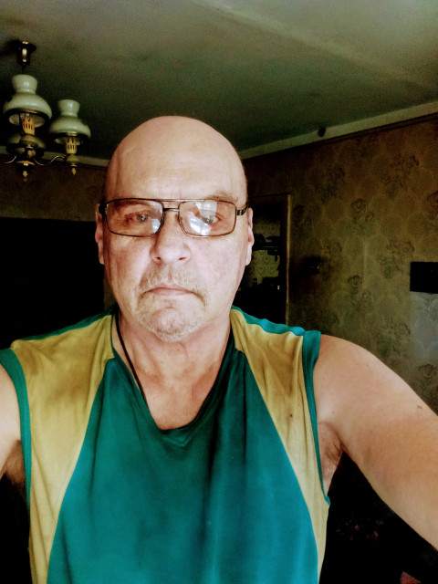 Дмитрий, Россия, Симферополь, 59 лет, 1 ребенок. Познакомлюсь с женщиной для любви и серьезных отношений, брака и создания семьи. жена-любовница, друМужчина в поиске. в разводе, сын взрослый, живёт отдельно. высшее(военное). квартира.