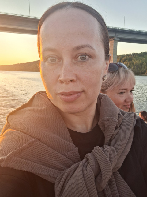 Ландыш, Россия, Казань, 41 год, 1 ребенок. Познакомлюсь с надежным мужчиной для серьезных отношений, брака и создания семьи.Я Ландыш, разведена, есть дочь, 11 лет. Имею высшее образование, работаю, жилищных проблем нет.