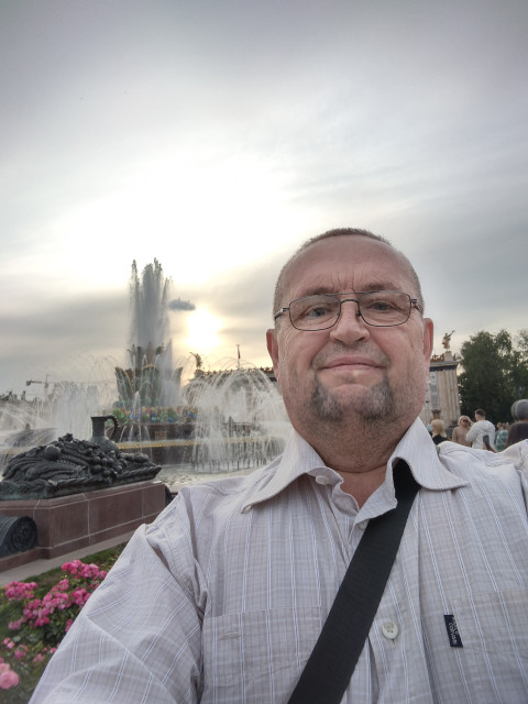 Иван Пузанов, Москва, м. ВДНХ. Фото на сайте ГдеПапа.Ру