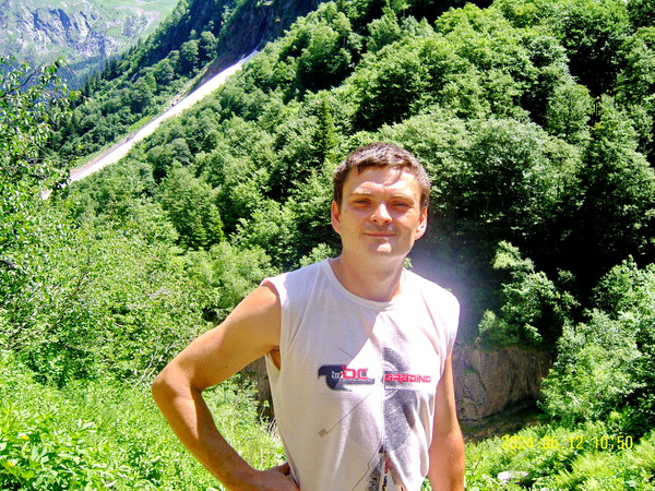 Виктор Стенькин, Россия, Апрелевка, 49 лет, 2 ребенка. Разведён 
Имею 2 х взрослых детей 
Живём все в разных городах 
Не пью 
Курю