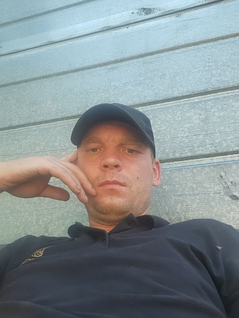 Алексей Иванчиков, Россия, Луганск. Фото на сайте ГдеПапа.Ру