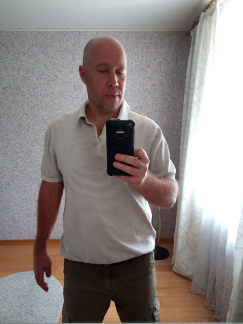 Анатолий, Россия, Воронеж, 45 лет. Ищу: Женщину, для совместной жизни. 
Переезжай жить ко мне..... 
У города очень удачное географическое...  Анкета 841917. 