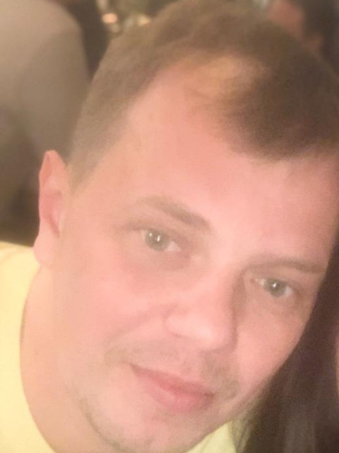 Евгений, Санкт-Петербург, 38 лет, 1 ребенок, 2 фото. Он ищет её: женщину для любви и серьезных отношений, брака и создания семьи.  Анкета 842100. 