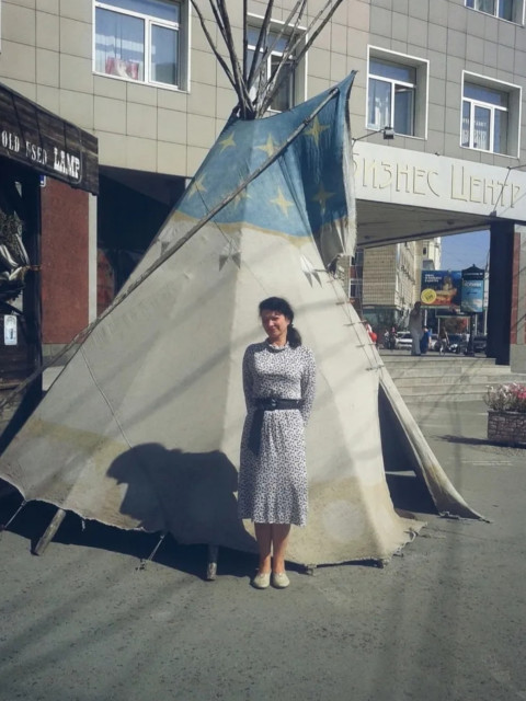 Рина, Россия, Новосибирск, 59 лет. Познакомлюсь с мужчиной для любви и серьезных отношений.Вполне себе адекватная женщина. Не люблю ничего усложнять в отношениях, ценю позитив и доверие. 
Не