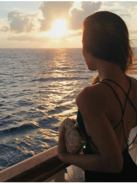 Юлия, Казахстан, Алматы, 37 лет. Она ищет его: Ни в сказке сказать, ни пером описать.. 😊  Анкета 842480. 