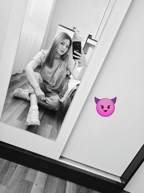 Вера, Россия, Ставрополь, 25 лет. Познакомлюсь с парнем для любви и серьезных отношений, брака и создания семьи.Разведена, детей нет. 
Работаю, учусь.