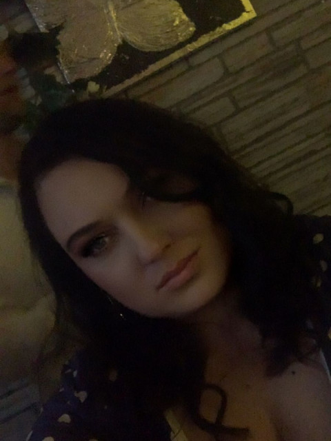 Марина, Россия, Солнечногорск, 42 года, 1 ребенок. Хочу найти Для меня принципиальна честность и порядочность в людях. Остальное второстепенно.Абсолютно не люблю вульгарщину, хамство и высокомерие.