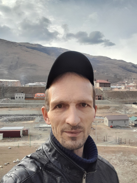 Влад, Россия, Владикавказ, 42 года. Познакомлюсь с женщиной для любви и серьезных отношений.Работаю.