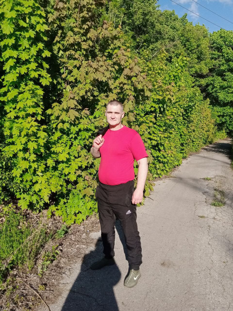 Сергей, Россия, Рязань, 46 лет. Познакомлюсь с женщиной для любви и серьезных отношений, брака и создания семьи, воспитания детей, рПорядочный, добрый, ответственный, заботливый, правдивый, спокойный. Без в. п.