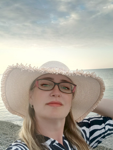 Евгения, Россия, Домодедово, 44 года. Она ищет его: Познакомлюсь с мужчиной для любви и серьезных отношений, брака и создания семьи, воспитания детей.Разная