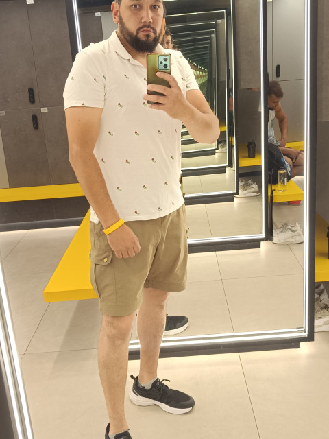 Денис, Санкт-Петербург, 35 лет, 2 фото. Познакомлюсь с женщиной для любви и серьезных отношений, брака и создания семьи, воспитания детей, рождения...  Анкета 843254. 