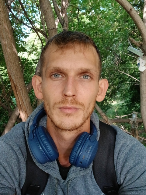 Александр, Россия, Омск, 29 лет. Познакомлюсь с женщиной для любви и серьезных отношений, брака и создания семьи, воспитания детей, р Анкета 843279. 