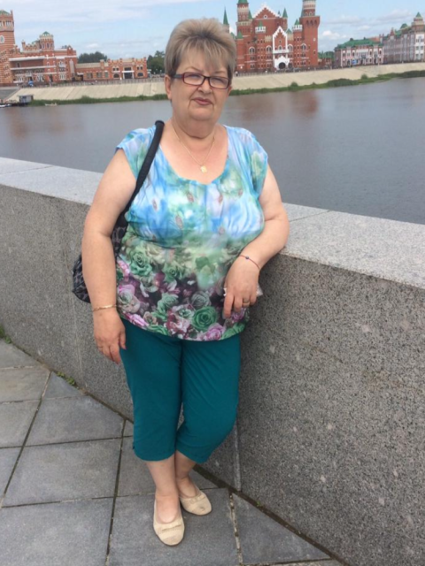 Елена Данилова, Москва, м. Саларьево, 67 лет, 1 ребенок, 3 фото. Ищу: Обычного мужчину55-65  Анкета 843334. 