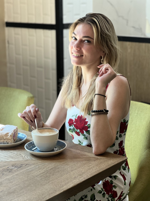 Камила, Санкт-Петербург, м. Проспект Славы. Фото на сайте ГдеПапа.Ру