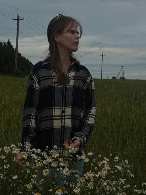 Любовь, Россия, Нижний Новгород, 29 лет. Она ищет его: Познакомлюсь с женщиной для любви и серьезных отношений, брака и создания семьи, гостевого брака, дрУчилась на кондитера сахаристых изделий, не замужем, детей нет, делаю себе ногти учусь пока что