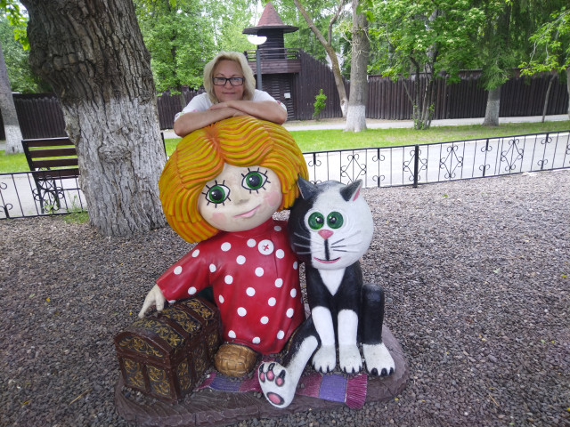 Наталия, Россия, Сосновый Бор, 48 лет. Хочу найти Мужчину без материальных и жилищных проблем из Ленинградской области близкого мне возраста для дружб Анкета 843529. 