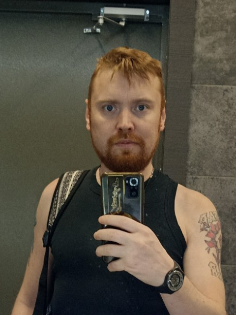 Роман, Россия, Москва, 39 лет, 1 ребенок. Познакомлюсь с женщиной для любви и серьезных отношений, брака и создания семьи, воспитания детей, рАктивный, позитивный, лёгкий на подъем. Люблю культуру, Россию, отдых с палатками. Разносторонний- м