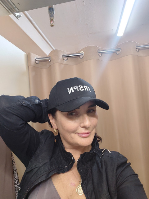 Ольга, Москва, м. Тёплый Стан, 51 год, 1 ребенок. Познакомлюсь с мужчиной для любви и серьезных отношений, гостевого брака, дружбы и общения.Москвичка, в разводе, 
Ребенок взрослый. Папа не нужен. 
Хочется подарить близкому человеку частич