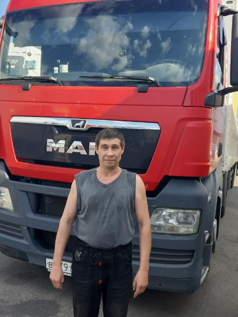 Владимир, Россия, Москва, 41 год. Познакомлюсь с женщиной для любви и серьезных отношений, дружбы и общения.Люблю прогулки тж загор поездки и др поездки,работаю одинок.