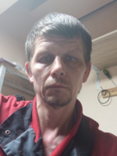 Никак, Россия, Тамбов, 53 года. Хочу найти Добрую  и чтобы она понимала меня и  я тоже, 37-45лет  можно с маленьким ребёнком, и чтобы  друг  дрЯ данный  момент живу  один  г. Тамбов  я добрый  заботливый  люблю детей.