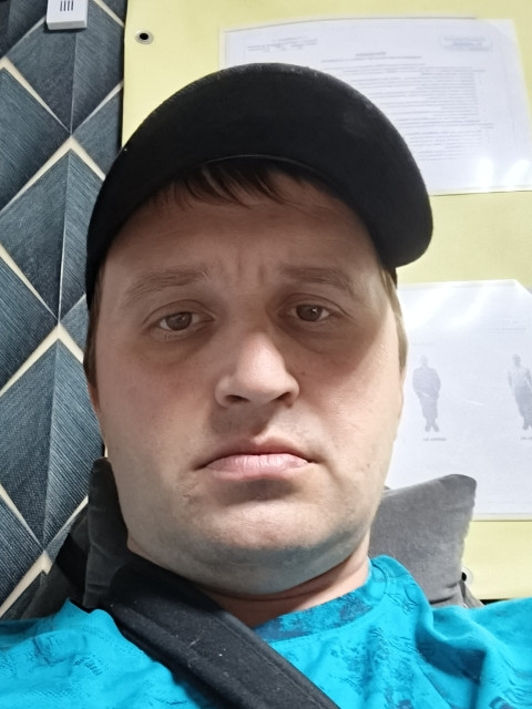 Семён, Россия, Донецк, 40 лет. Познакомлюсь с женщиной для любви и серьезных отношений. Раскрепощённой, инициативной с чувством юмоЯ высокий лев, с карими глазами и средним телосложением.