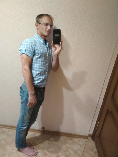 Рома, Россия, Москва, 43 года. Познакомлюсь с женщиной для любви и серьезных отношений, брака и создания семьи, гостевого брака.Ищу Девушку для серьёзных отношений