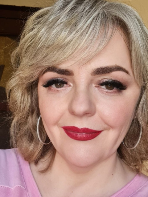 Татьяна, Россия, Санкт-Петербург, 53 года. Познакомлюсь с мужчиной только для серьезных отношений!!! Без бла-бла... 
Который точно знает чего...  Анкета 844413. 