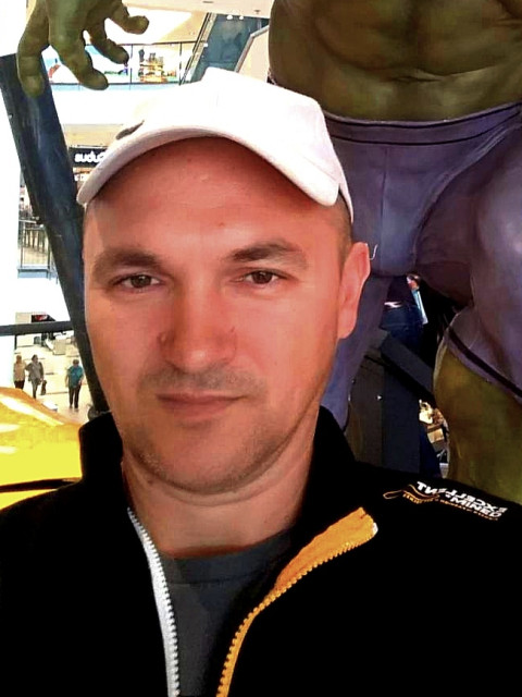 Андрей, Россия, Ильский, 49 лет, 2 ребенка. Познакомлюсь с женщиной для создания семьи! Проживать в поселке, трудиться, выращивать небольшой огород...  Анкета 844441. 