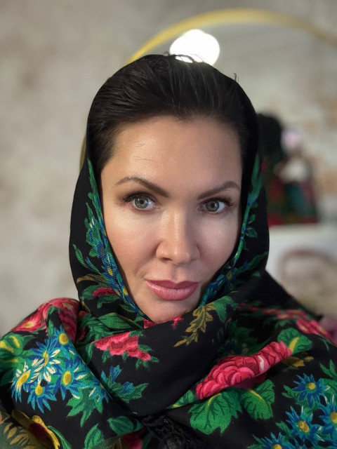 Marina, Россия, Севастополь, 42 года, 3 ребенка. Хочу встретить мужчину, который разделит мою любовь к жизни, с чувством юмора, надежного, ласкового,Была в браке 10 лет. Жила в чужой стране во всех смыслах этого слова. Очень скучала за родиной. Верн