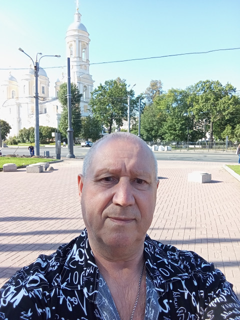 Алексей, Россия, Санкт-Петербург, 69 лет. Хочу найти Самую лучшую для себя. Спокойную с желанием помочь друг другу, помолчать порадоваться, спину потеретЖизнь только начинается. Всё новое не чуждо. Жить только для себя это пасмурное дело. На пенсии и ко
