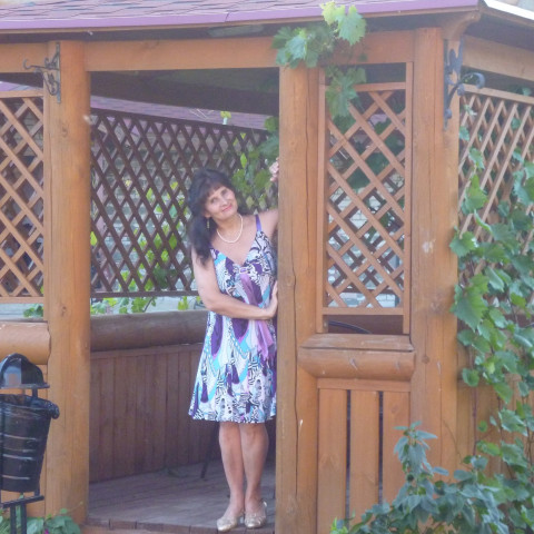 Ирина Кодина, Иваново, 66 лет, 2 ребенка, 7 фото. Ищу: Доброго, ласкового, энергичного, общительного, интеллигентного, мужчину, близкого возраста, не судимого,...  Анкета 844762. 