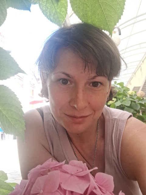 Анна, Россия, Москва, 36 лет, 3 ребенка. Познакомлюсь с мужчиной для дружбы и общения.Слишком банально писать о себе