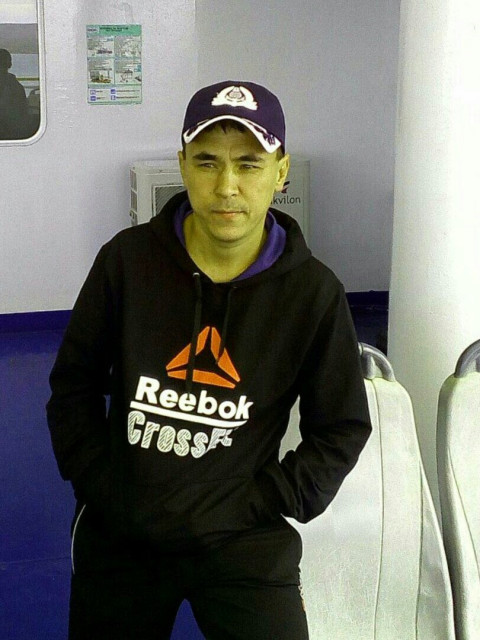 Ринат, Москва, м. Планерная, 42 года. Познакомлюсь с женщиной для любви и серьезных отношений.Одинокий мужчина " разведен" хочу познакомится с одинокой женщиной или девушкой для общени