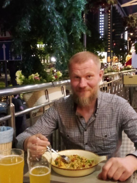 Олег Леонидович, Россия, Ярославль, 46 лет. Познакомлюсь с хорошей, умной и доброй девушкой (женшиной) 32-43 лет для нормального общения, встреч Анкета 844902. 