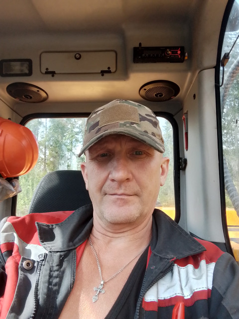 Алексей, Россия, Выборг, 53 года, 1 ребенок. Познакомлюсь с женщиной для любви и серьезных отношений, брака и создания семьи. Общительную, худеньХороший, добрый, стеснительный