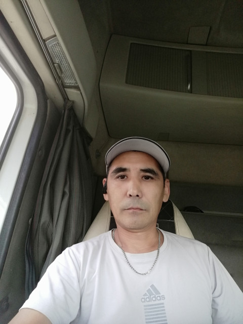 Илья, Новосибирск, 46 лет, 2 ребенка, 1 фото. Познакомлюсь с женщиной для любви и серьезных отношений, брака и создания семьи, рождения совместных...  Анкета 845149. 