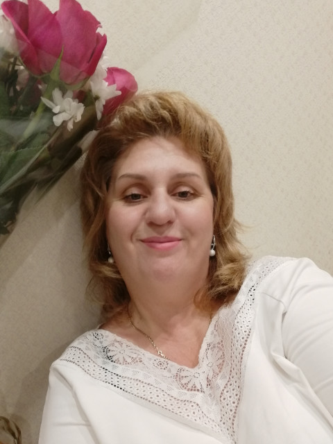 Лина, Россия, Курск, 45 лет, 3 ребенка. Она ищет его: Хочу познакомиться с добрым интересным мужчину для любви и серьезных отношений.  Анкета 845190. 