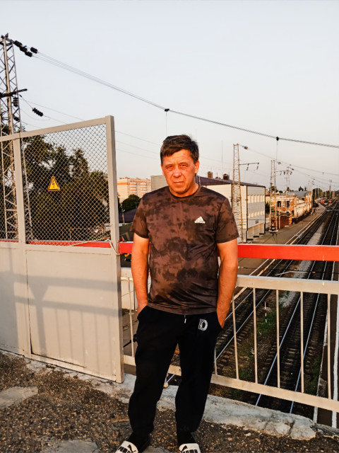 Сергей Слюсаренко, Россия, Тихорецк, 48 лет, 1 ребенок. Ищу женщину для создание симьиЖиву сам ищу женщину для создание симьи