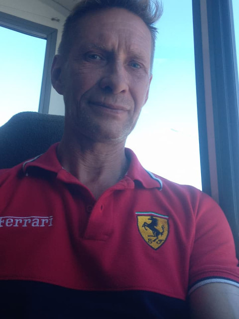 Олег, Россия, Казань, 47 лет. Он ищет её: Познакомлюсь с женщиной для любви и серьезных отношений, брака и создания семьи, воспитания детей, рНе унывающий оптимист с чувством юмора просто мечтает встретить ту половинку, которая не просто скра