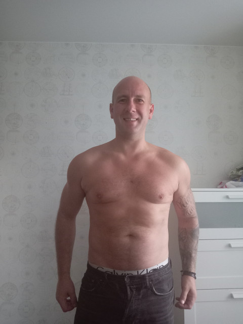 Михаил, Россия, Дзержинский, 37 лет. Познакомлюсь с женщиной для любви и серьезных отношений, дружбы и общения. Анкета 845772. 